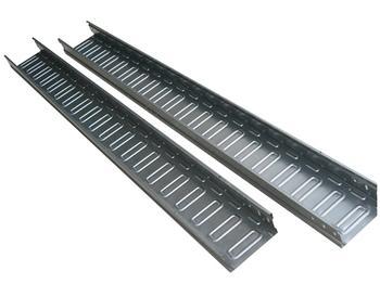 一次性成型桥架（6米长）