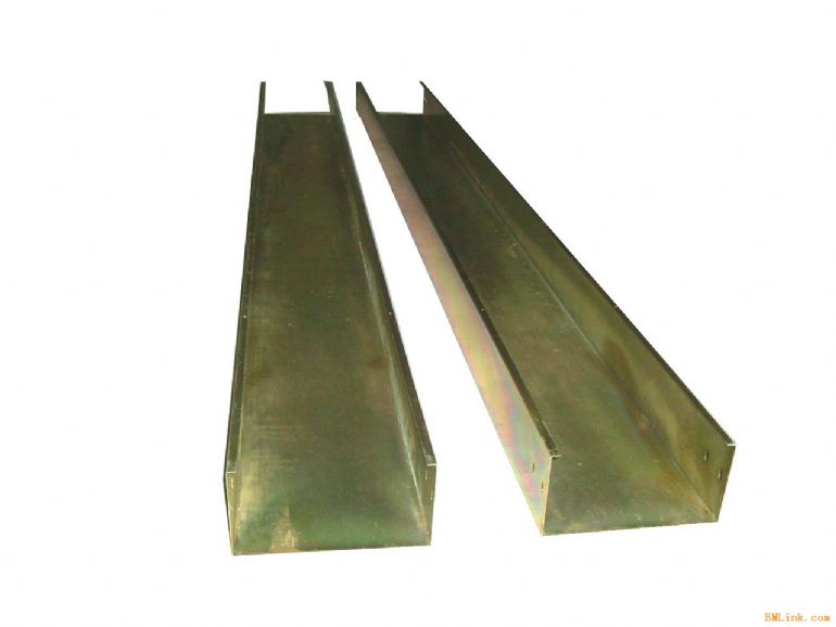 求购热镀锌桥架