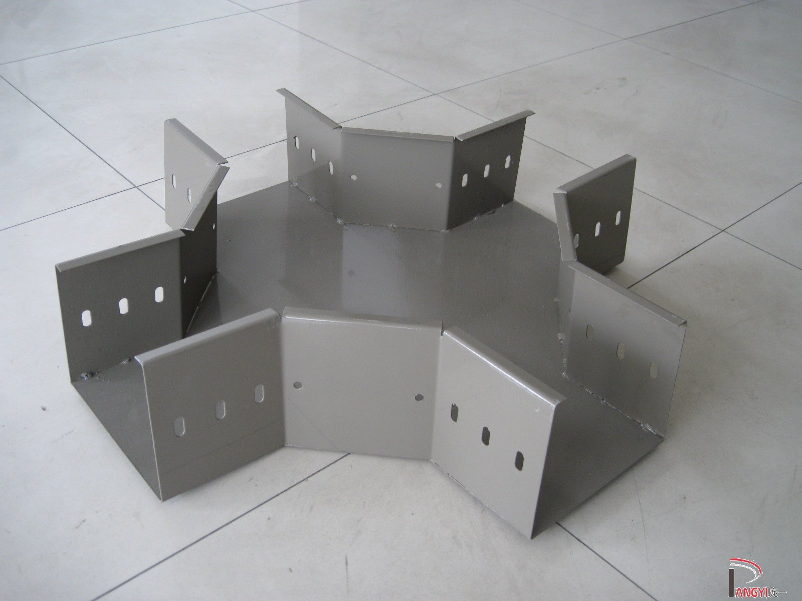 槽式电缆桥架批发